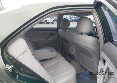 2010 Toyota Camry Le z USA, uszkodzony, nr VIN 4T1BF3EK5AU578328